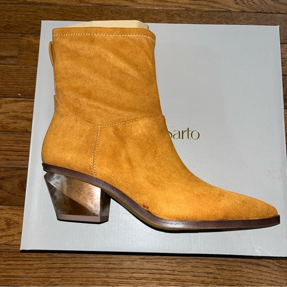Franco Sarto Sammi Pointy Toe Booties Whiskey & Gold Tone Faux Suede Women’s 6 - Picture 10 of 13